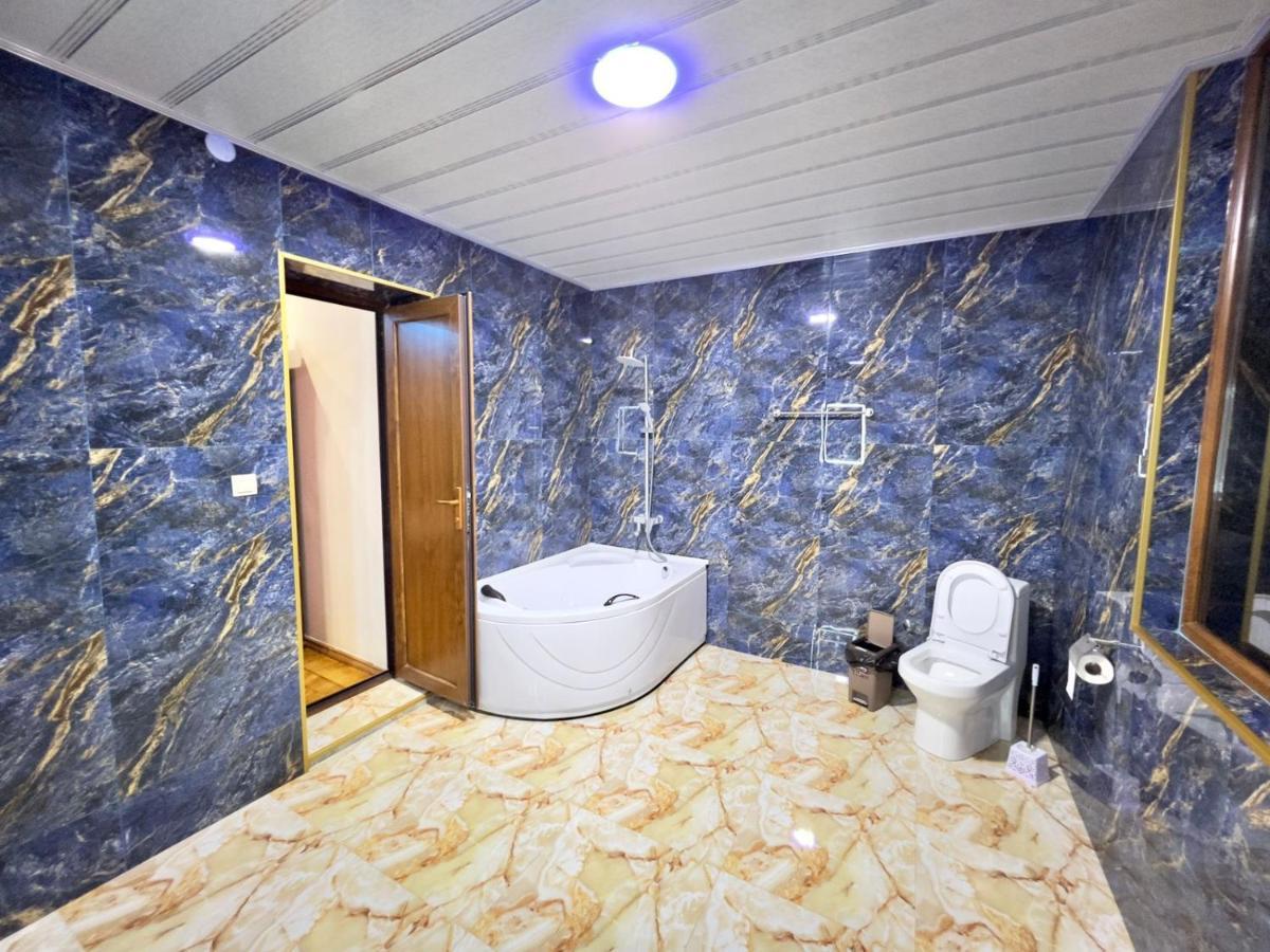 Hotel Royal Kutaisi Eksteriør bilde